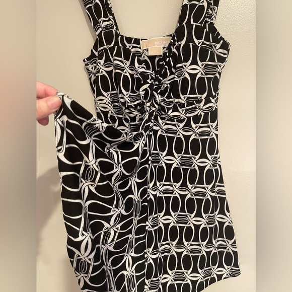 NWT - Michael Kors 🖤 JUST IN 🖤 Top Size S - Picture 7 of 8